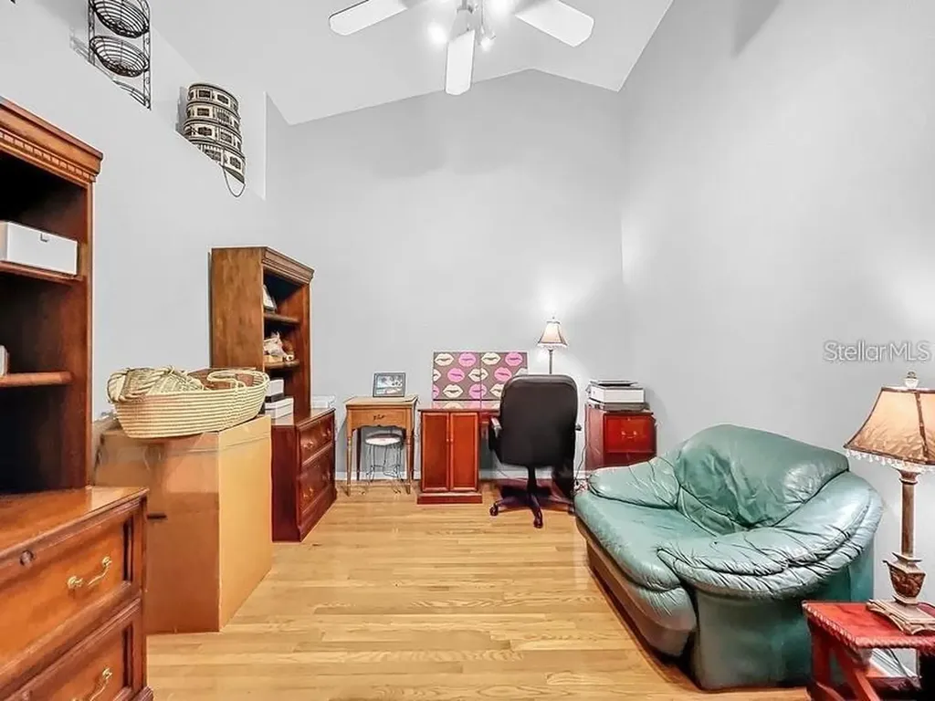 14 Seagrape Circle Clearwater FL 33759