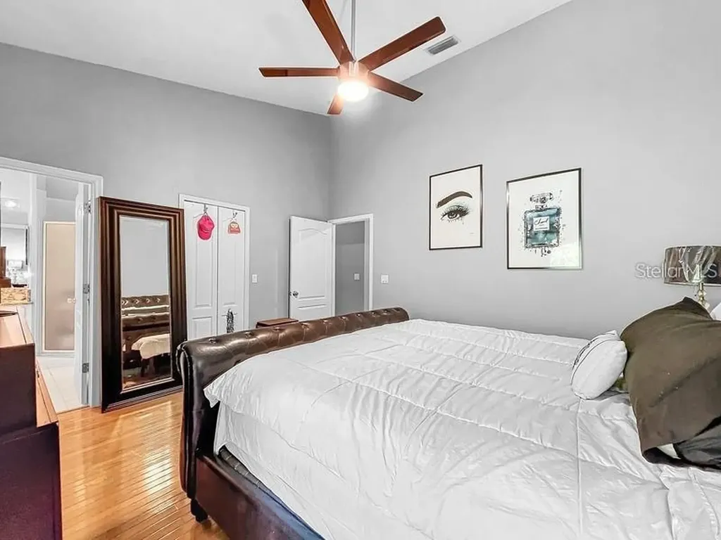 14 Seagrape Circle Clearwater FL 33759