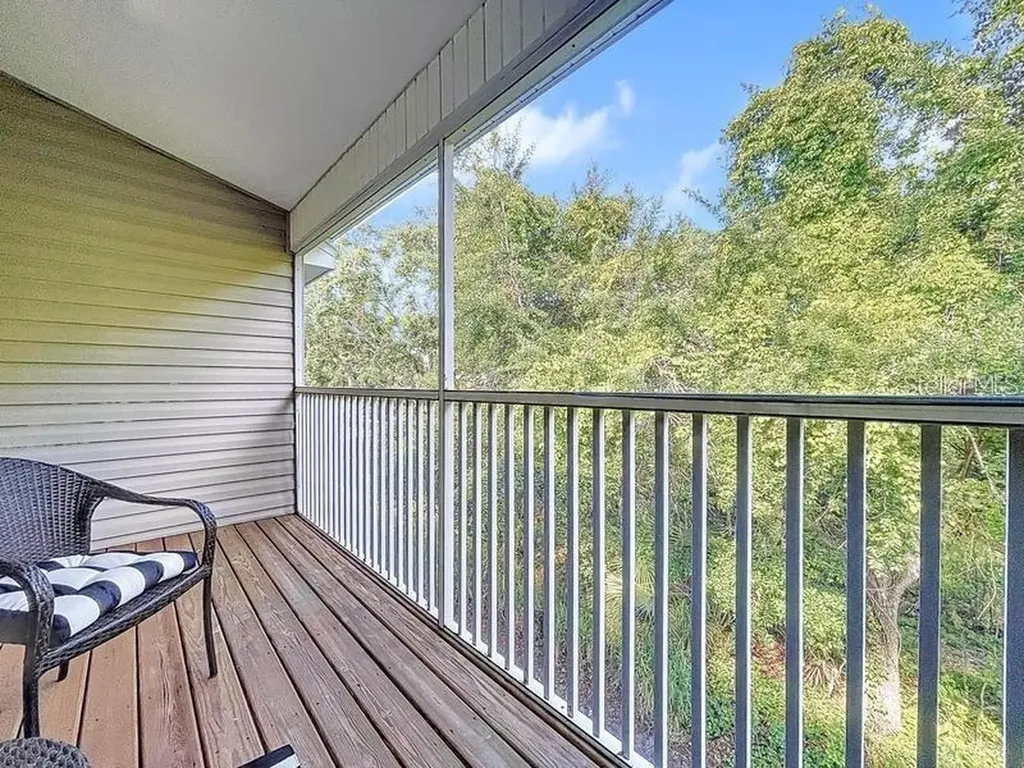 14 Seagrape Circle Clearwater FL 33759