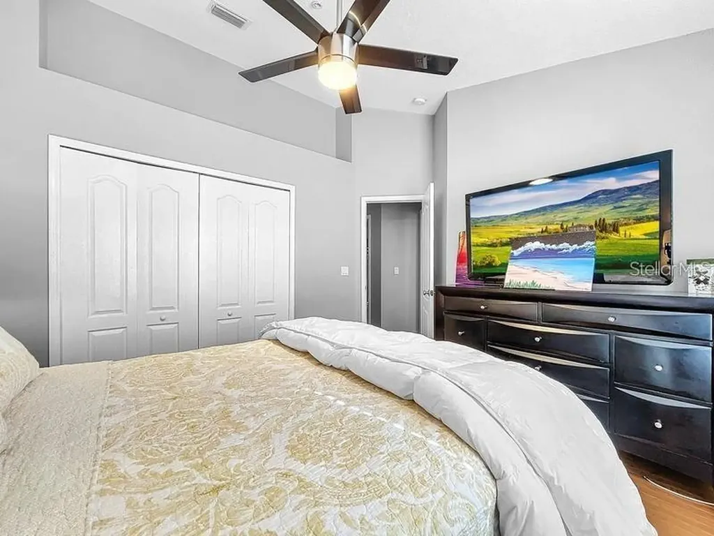 14 Seagrape Circle Clearwater FL 33759