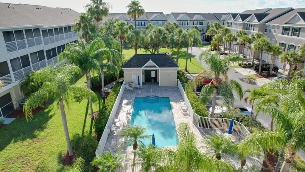 14 Seagrape Circle Clearwater FL 33759