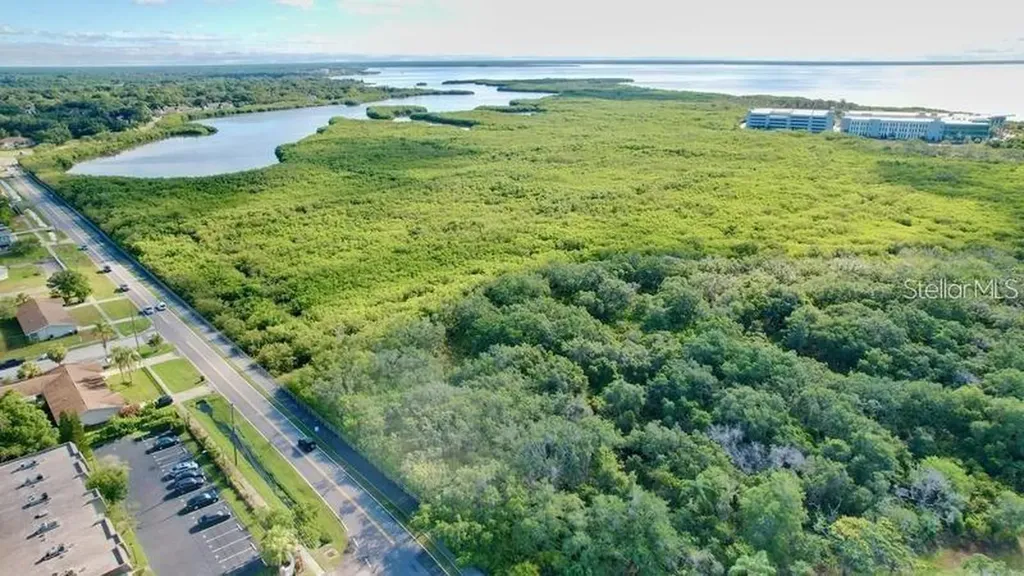 14 Seagrape Circle Clearwater FL 33759
