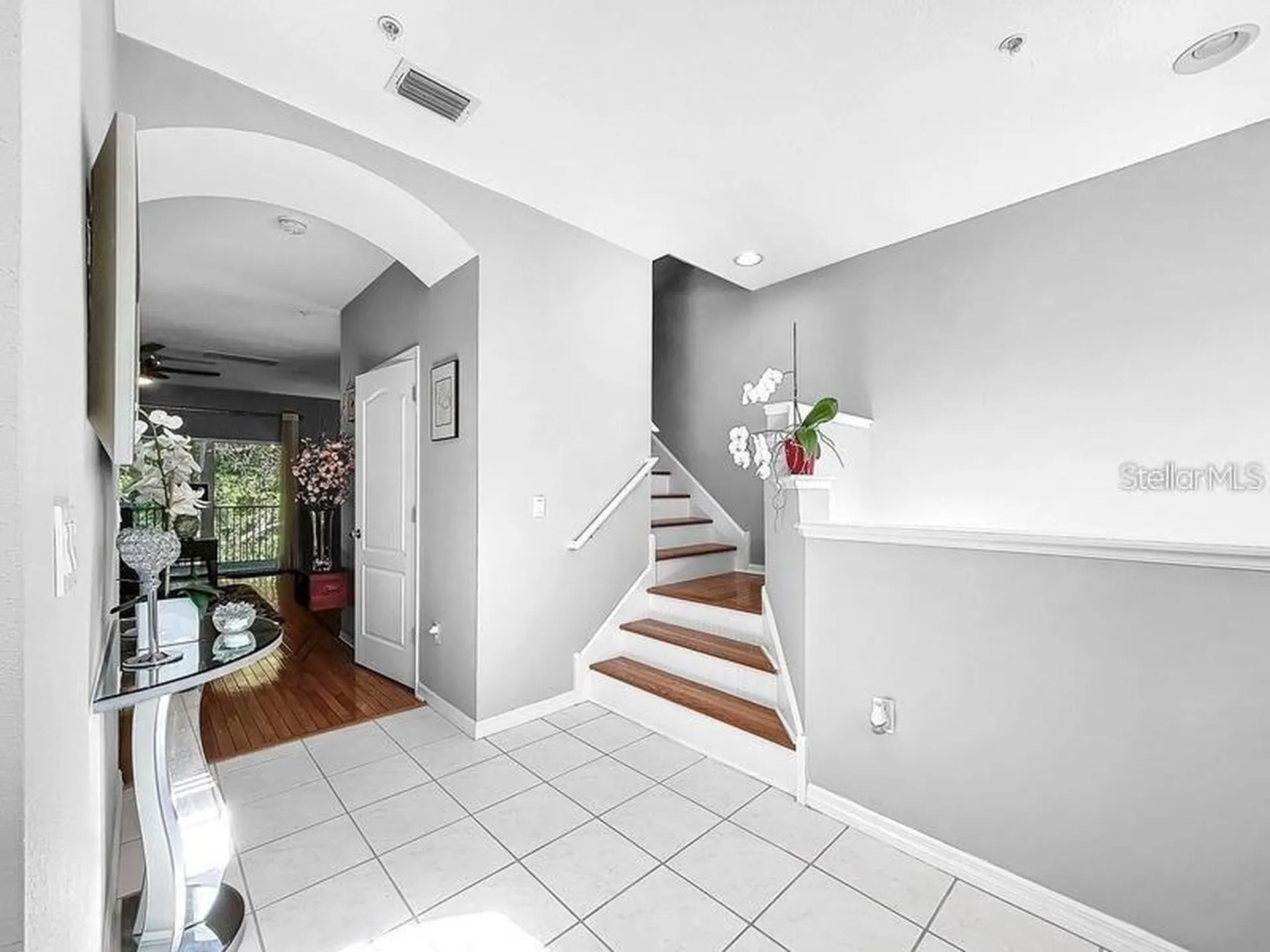 14 Seagrape Circle Clearwater FL 33759