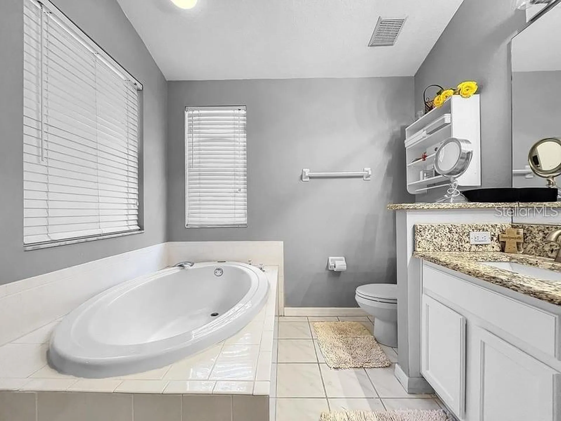 14 Seagrape Circle Clearwater FL 33759