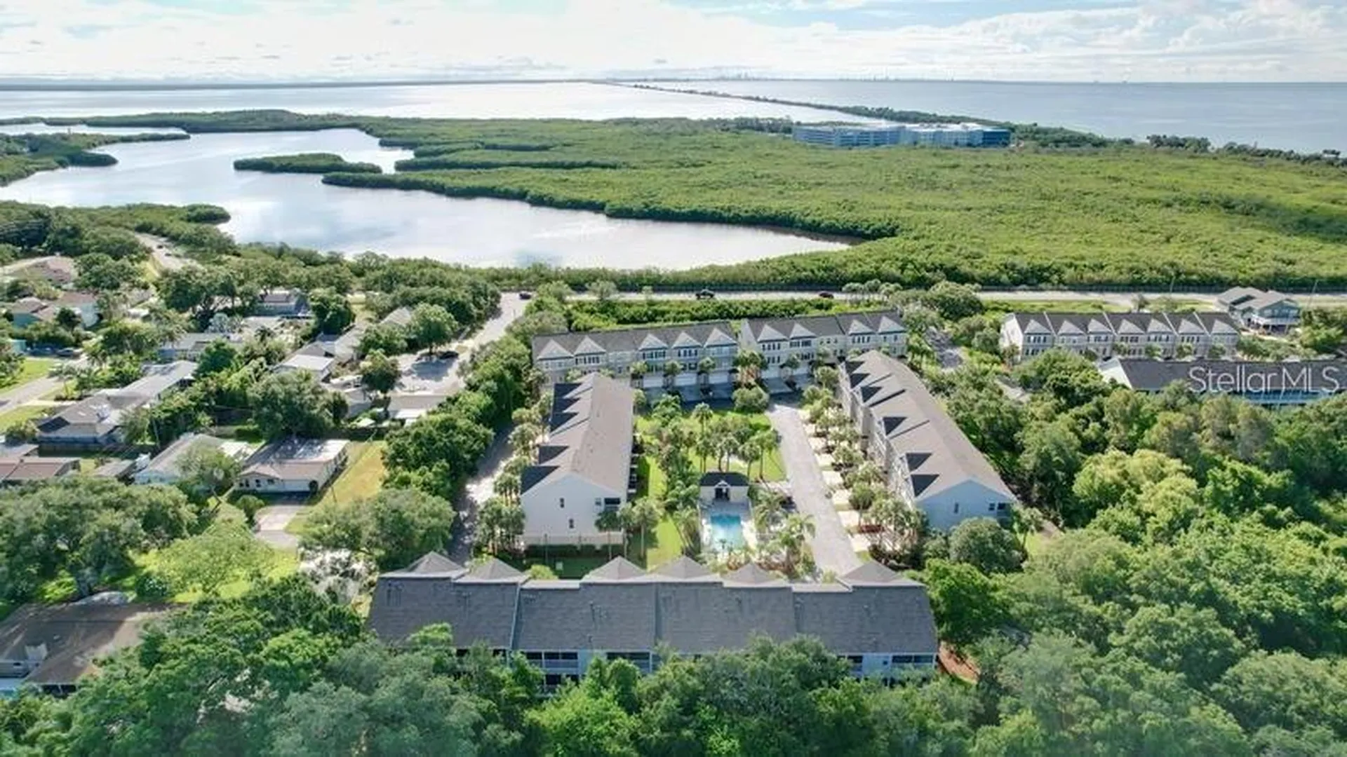 14 Seagrape Circle Clearwater FL 33759