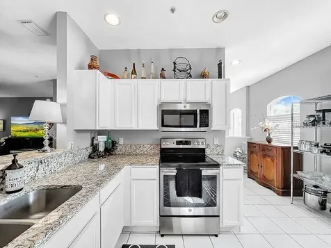 14 Seagrape Circle Clearwater FL 33759