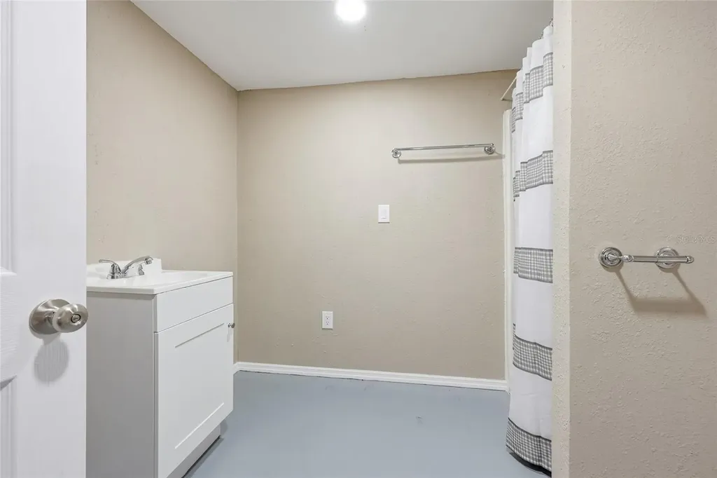 12471 SW Tustenuggee Avenue Fort White FL 32038