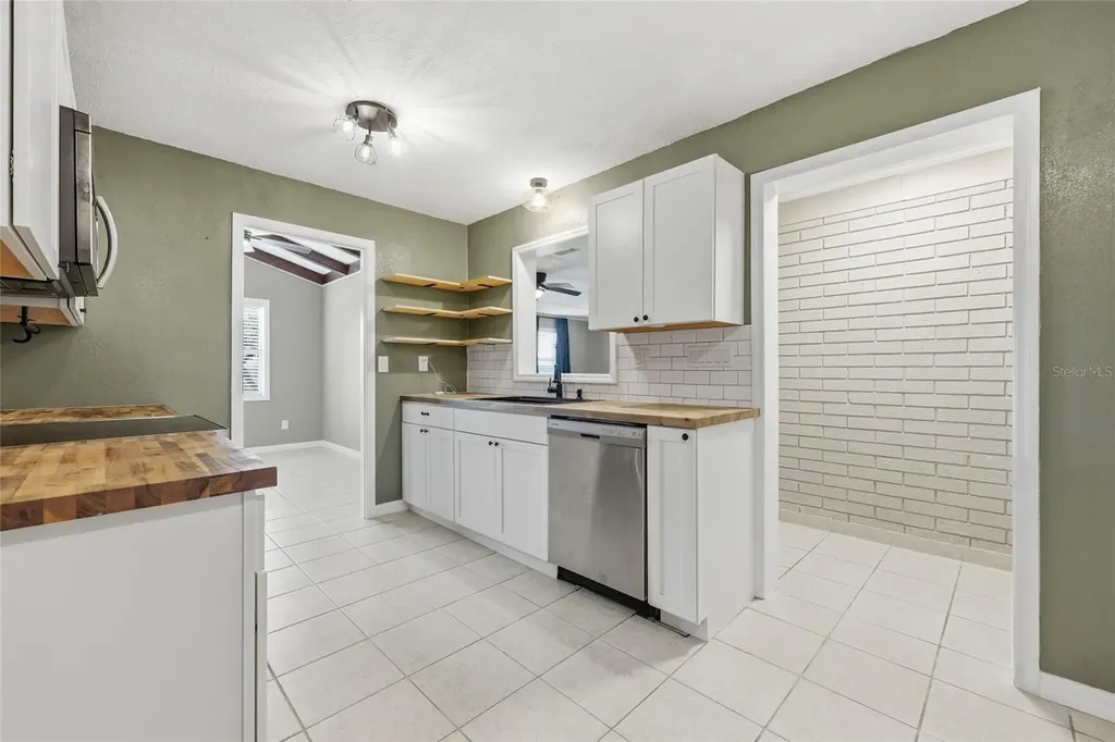 12471 SW Tustenuggee Avenue Fort White FL 32038