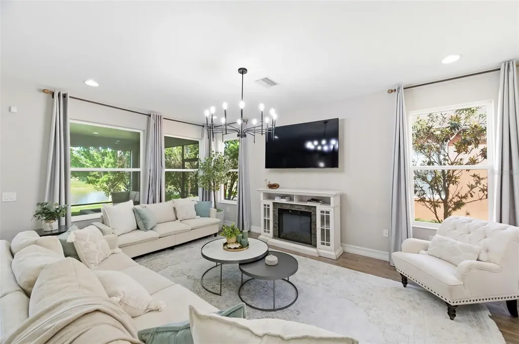 28930 Revaro Lane Wesley Chapel FL 33543