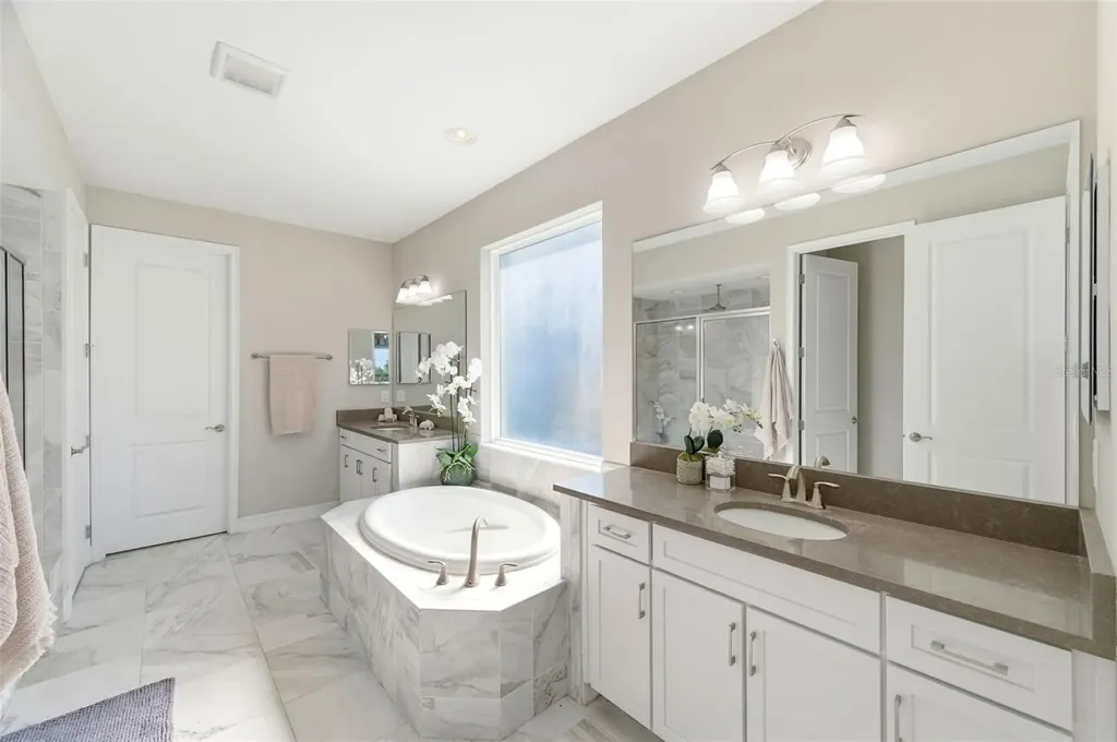 28930 Revaro Lane Wesley Chapel FL 33543