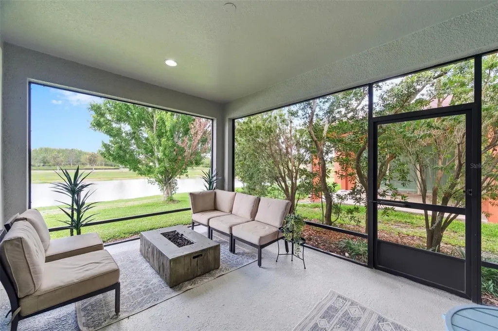28930 Revaro Lane Wesley Chapel FL 33543