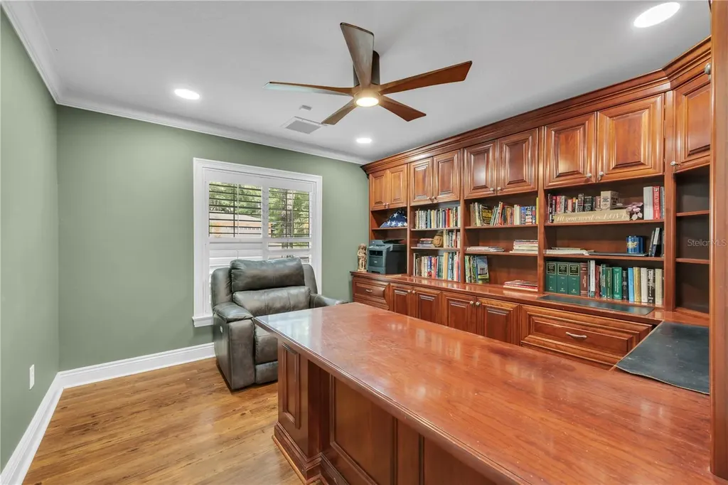6606 Glencoe Drive Tampa FL 33617