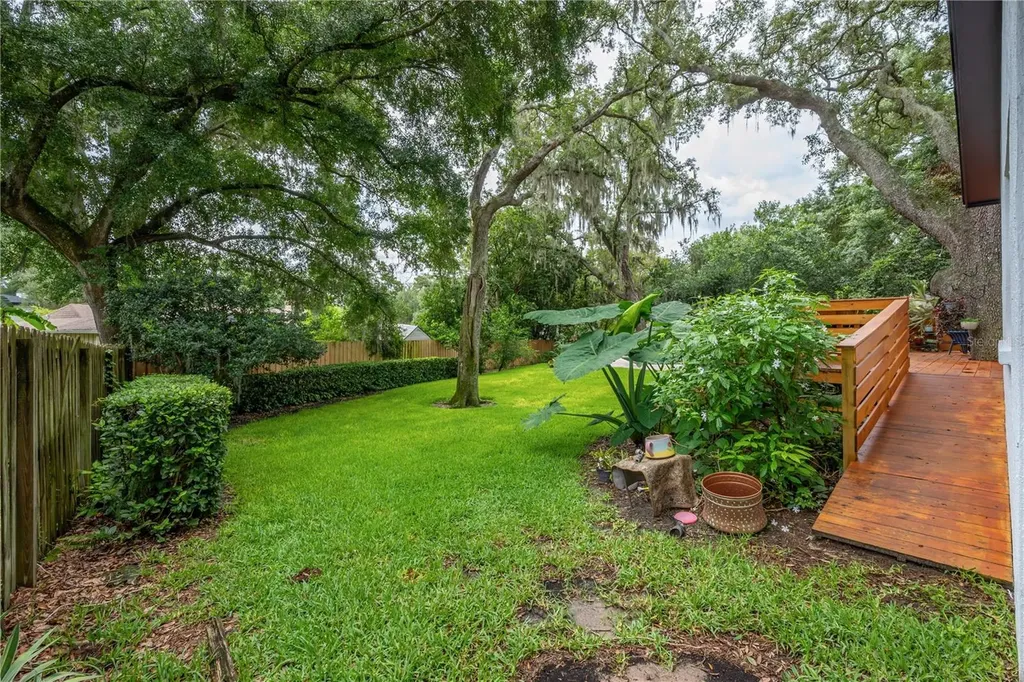 6606 Glencoe Drive Tampa FL 33617