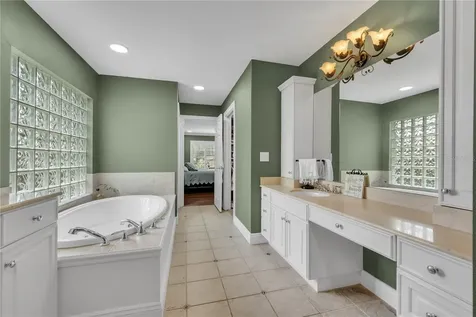 6606 Glencoe Drive Tampa FL 33617