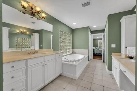 6606 Glencoe Drive Tampa FL 33617