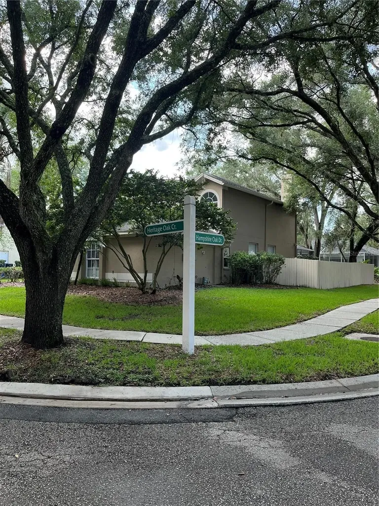 9318 Heritage Oak Court Tampa FL 33647
