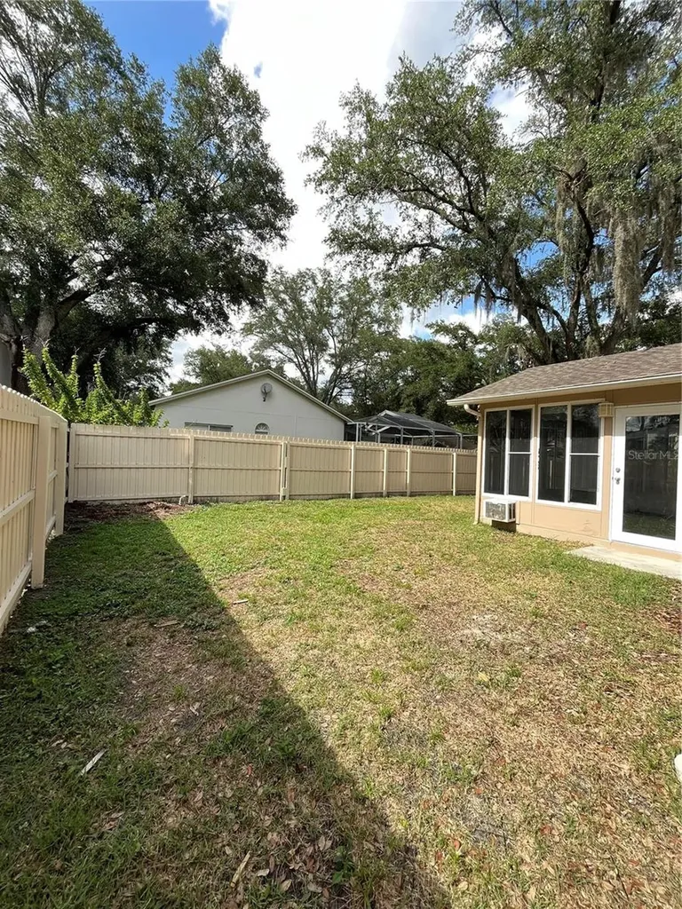 9318 Heritage Oak Court Tampa FL 33647