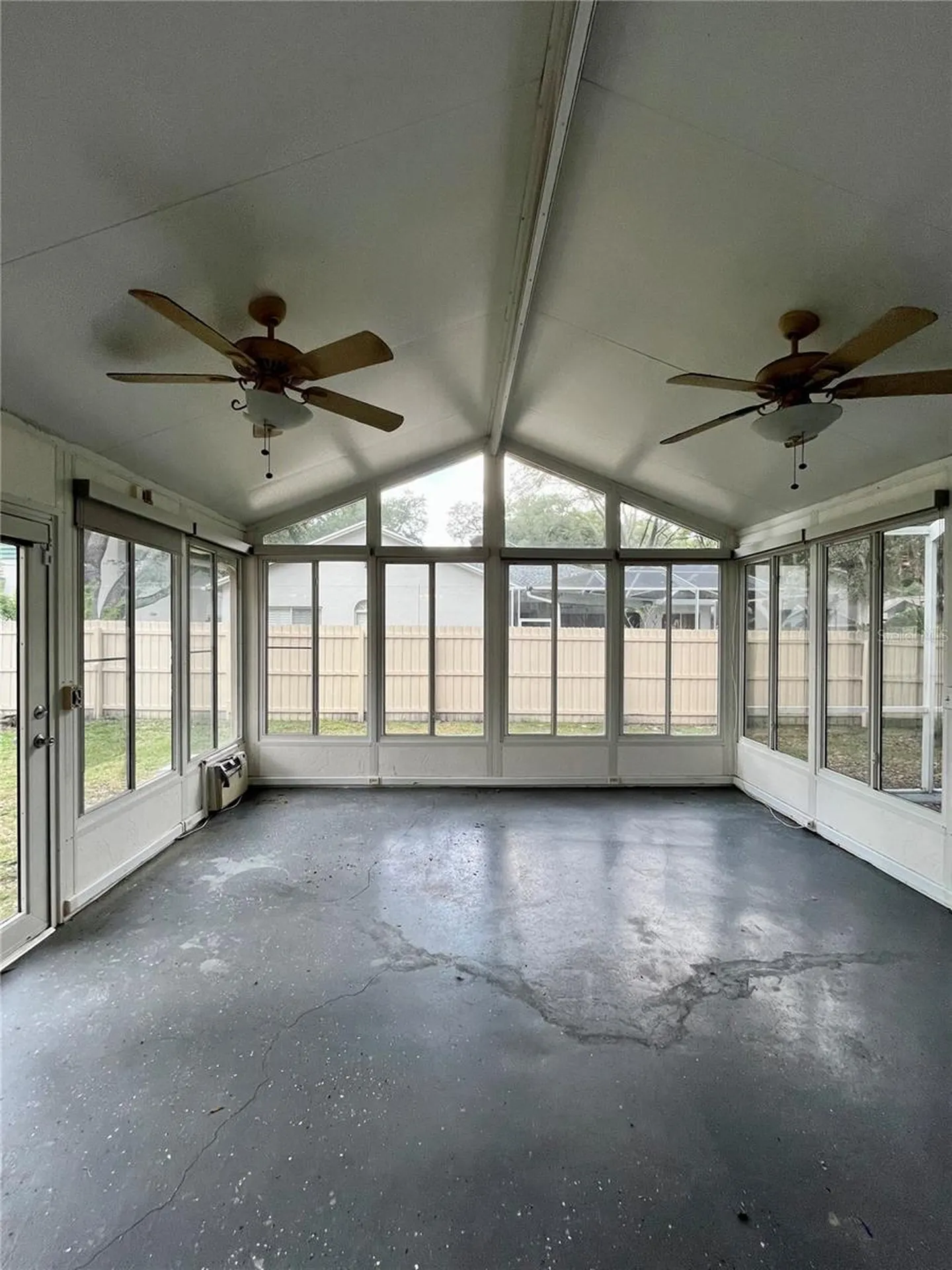 9318 Heritage Oak Court Tampa FL 33647