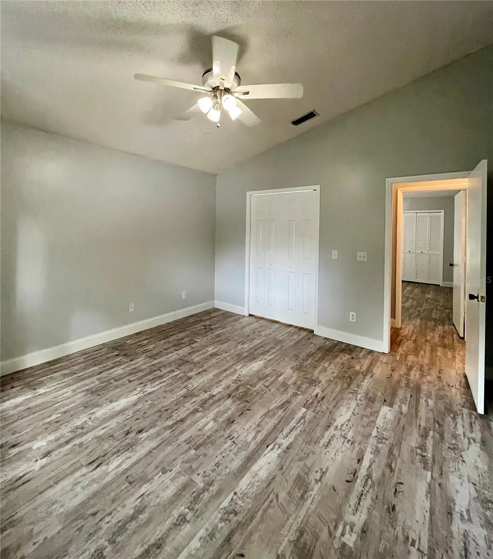 9318 Heritage Oak Court Tampa FL 33647
