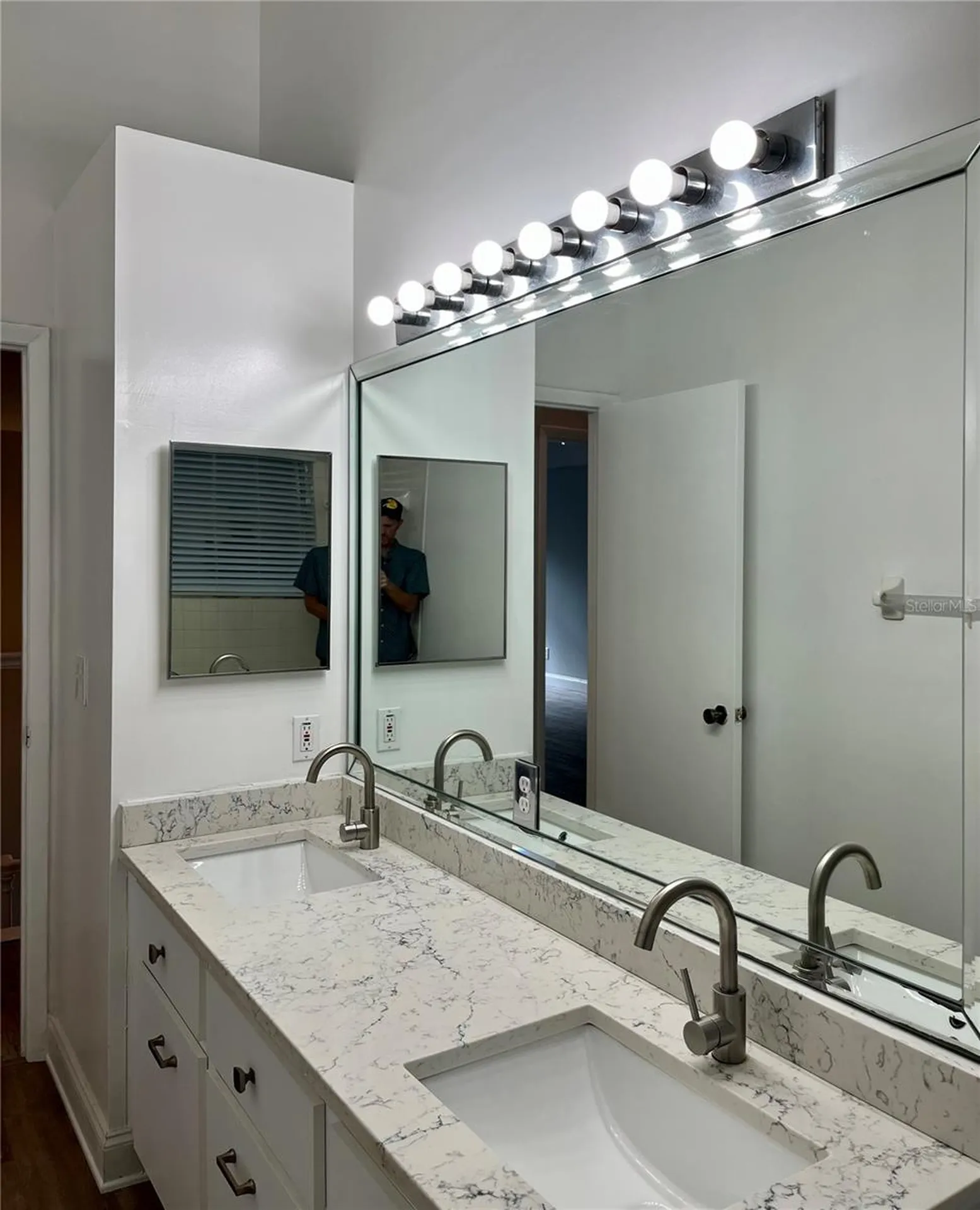 9318 Heritage Oak Court Tampa FL 33647