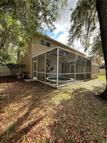 9318 Heritage Oak Court Tampa FL 33647