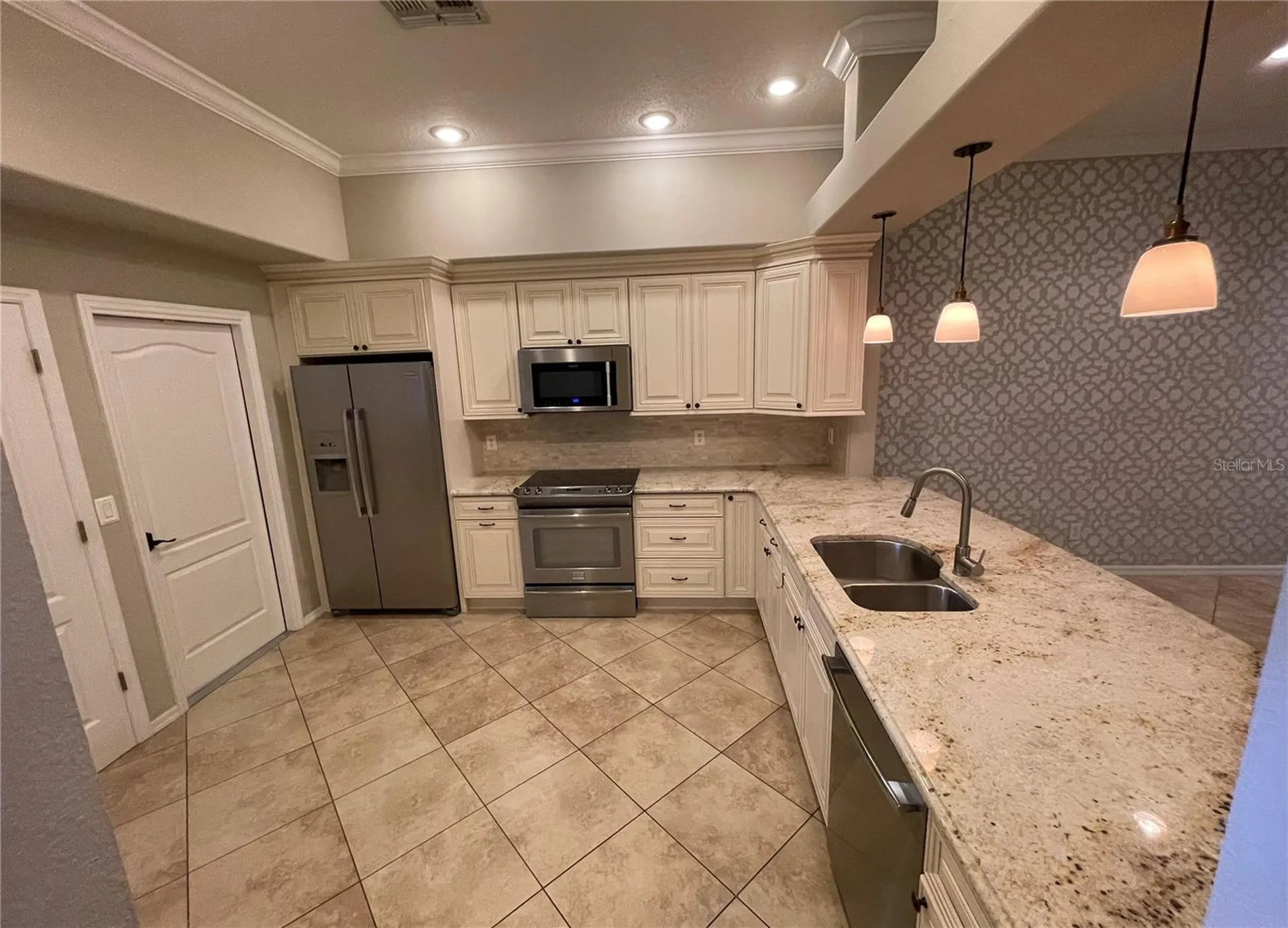 11219 Cedar Hollow Lane Tampa FL 33618