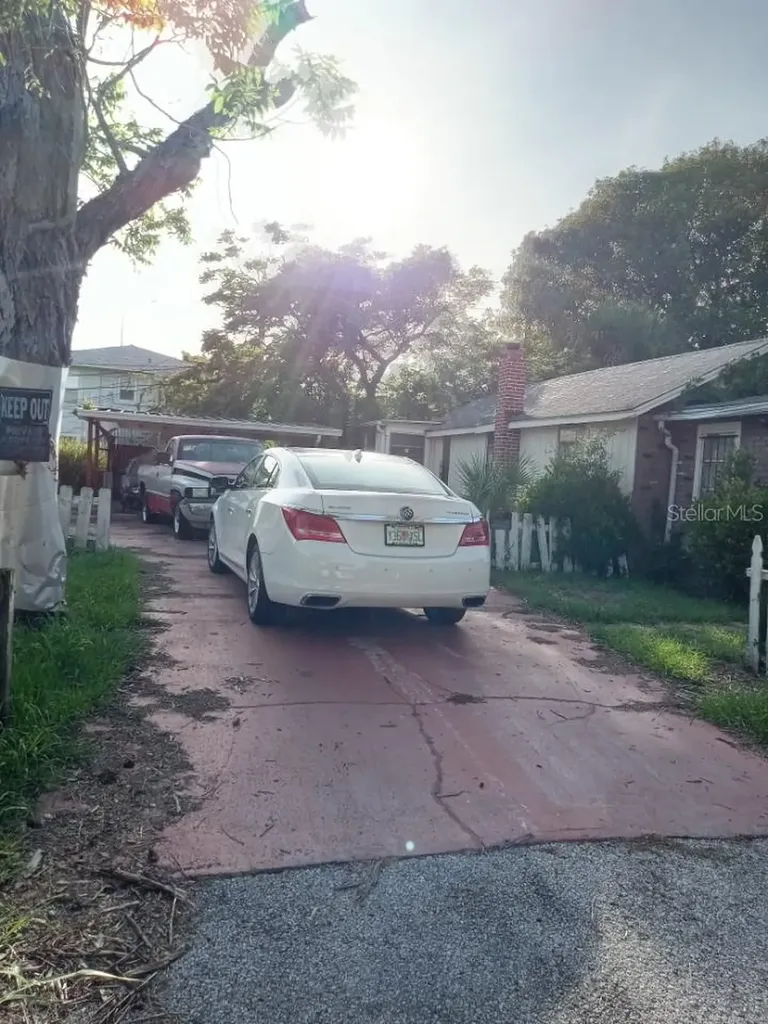 1123 29th Street S St Petersburg FL 33712