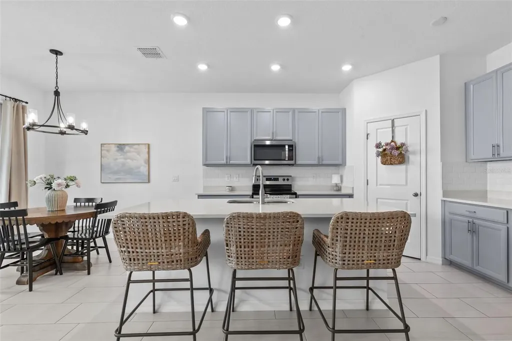 11832 Clare Hill Avenue Riverview FL 33579