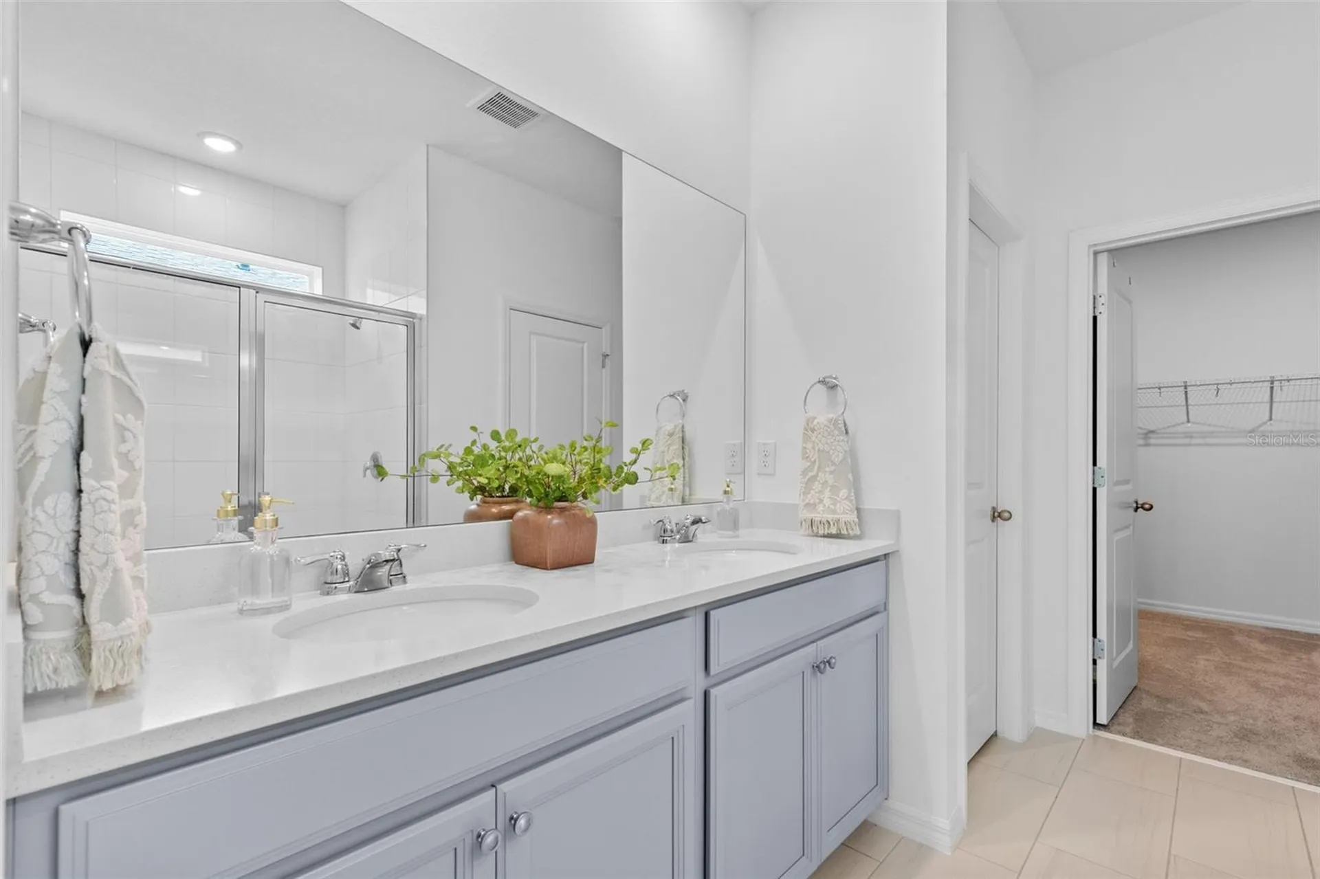 11832 Clare Hill Avenue Riverview FL 33579