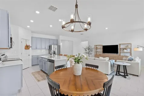11832 Clare Hill Avenue Riverview FL 33579