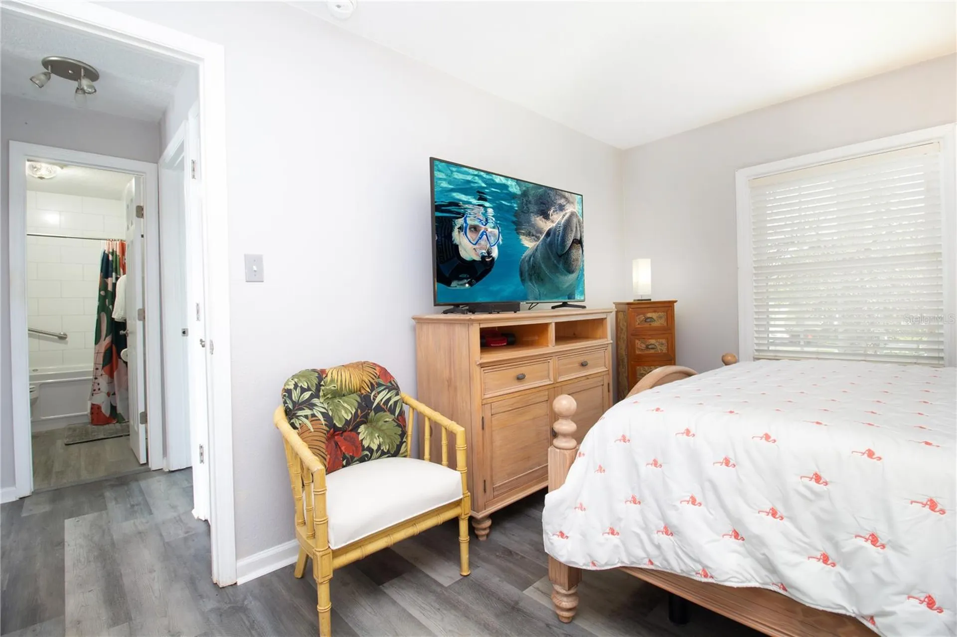 5282 Beach Drive SE St Petersburg FL 33705