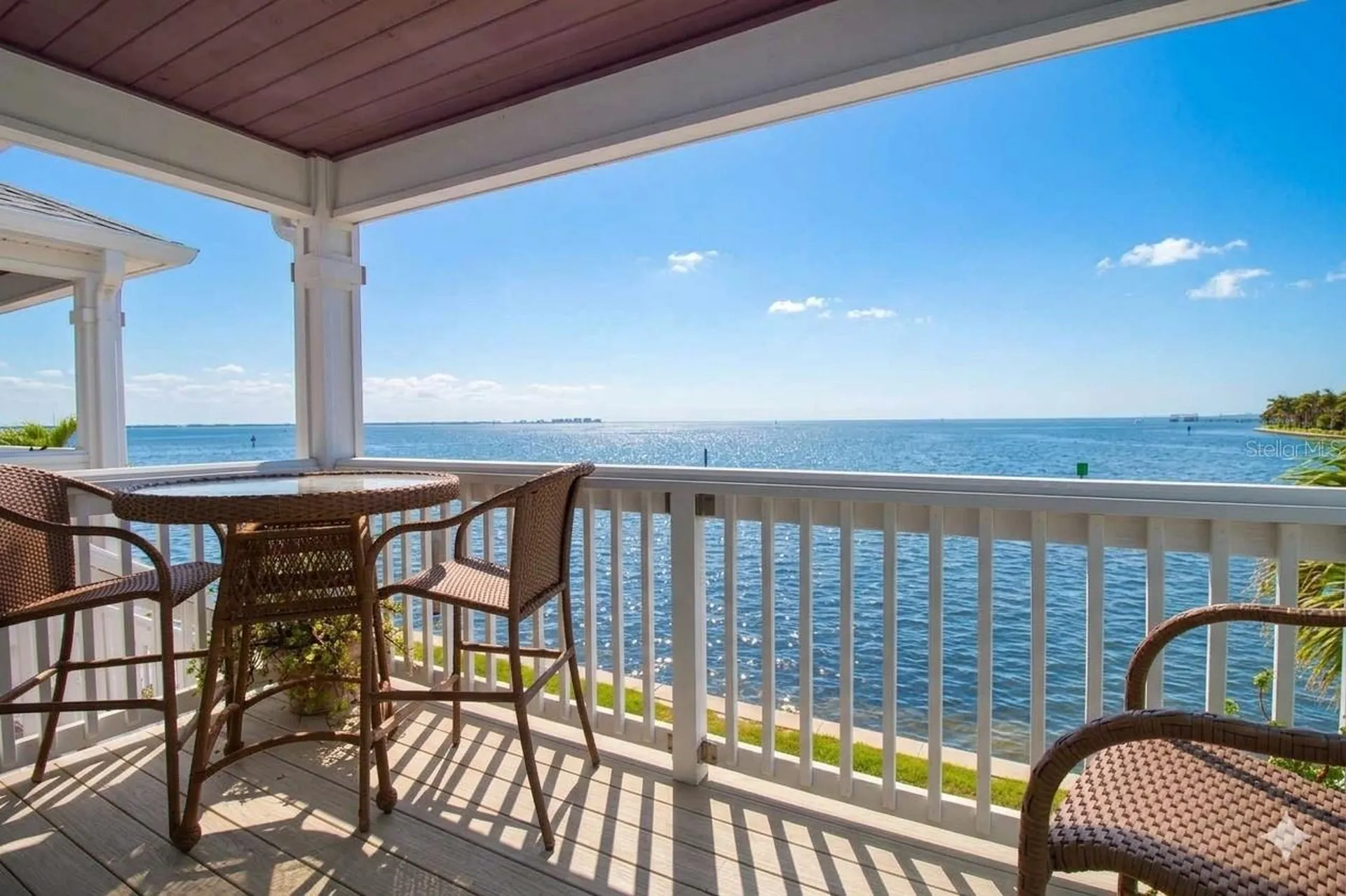 5282 Beach Drive SE St Petersburg FL 33705
