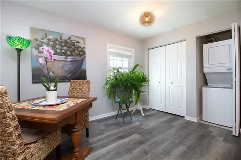 5282 Beach Drive SE St Petersburg FL 33705