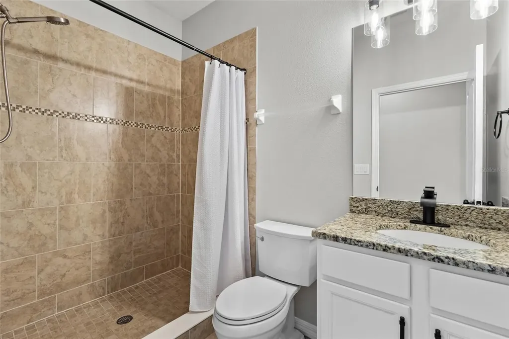 6116 35th Court E Bradenton FL 34203