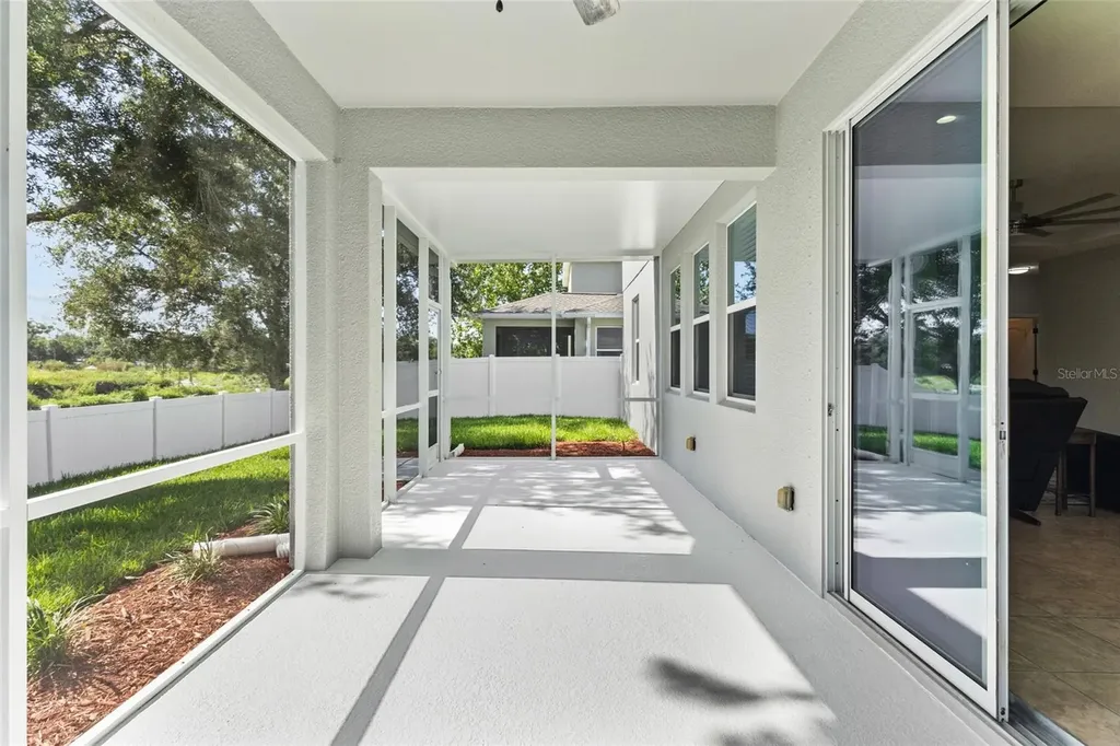6116 35th Court E Bradenton FL 34203