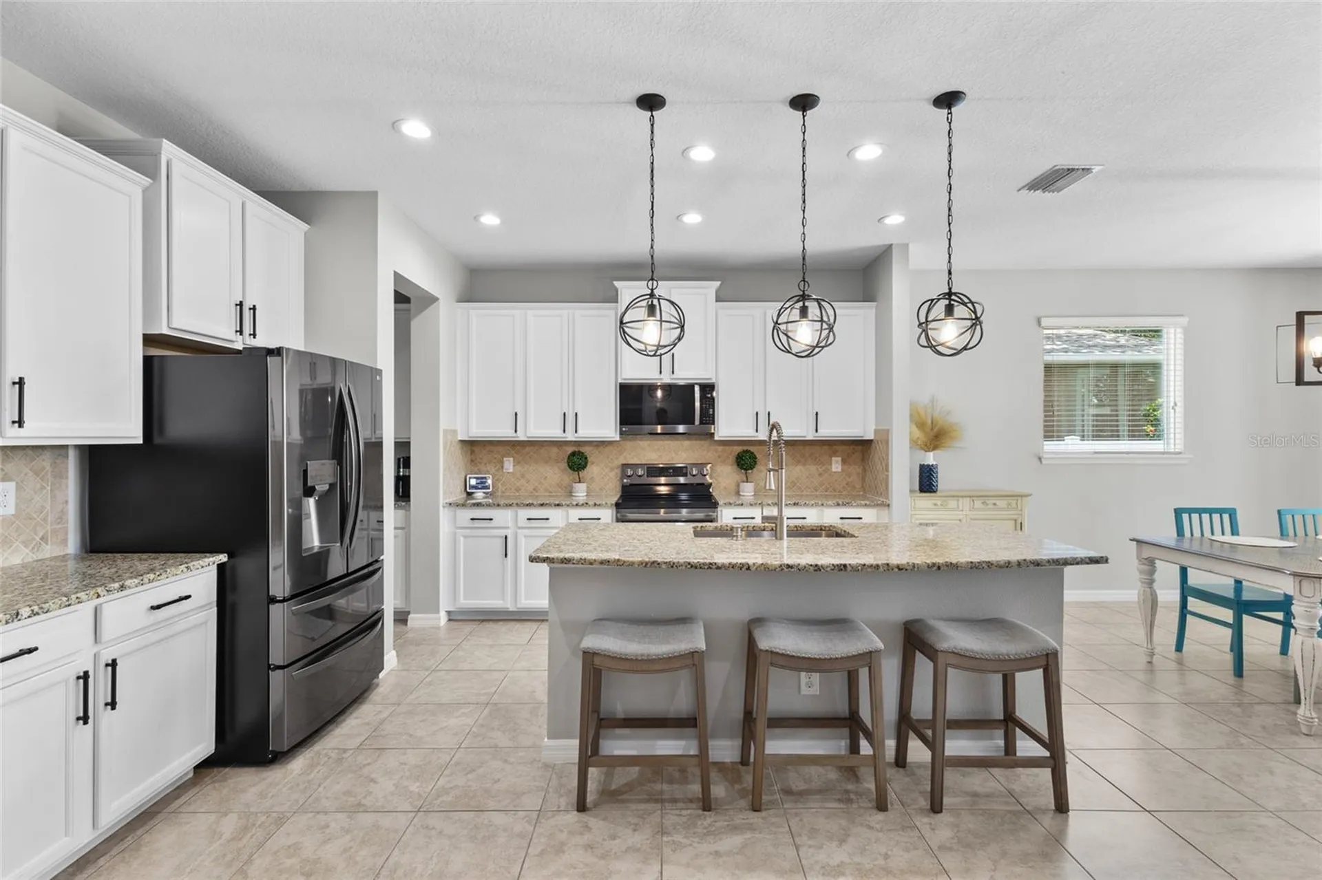 6116 35th Court E Bradenton FL 34203