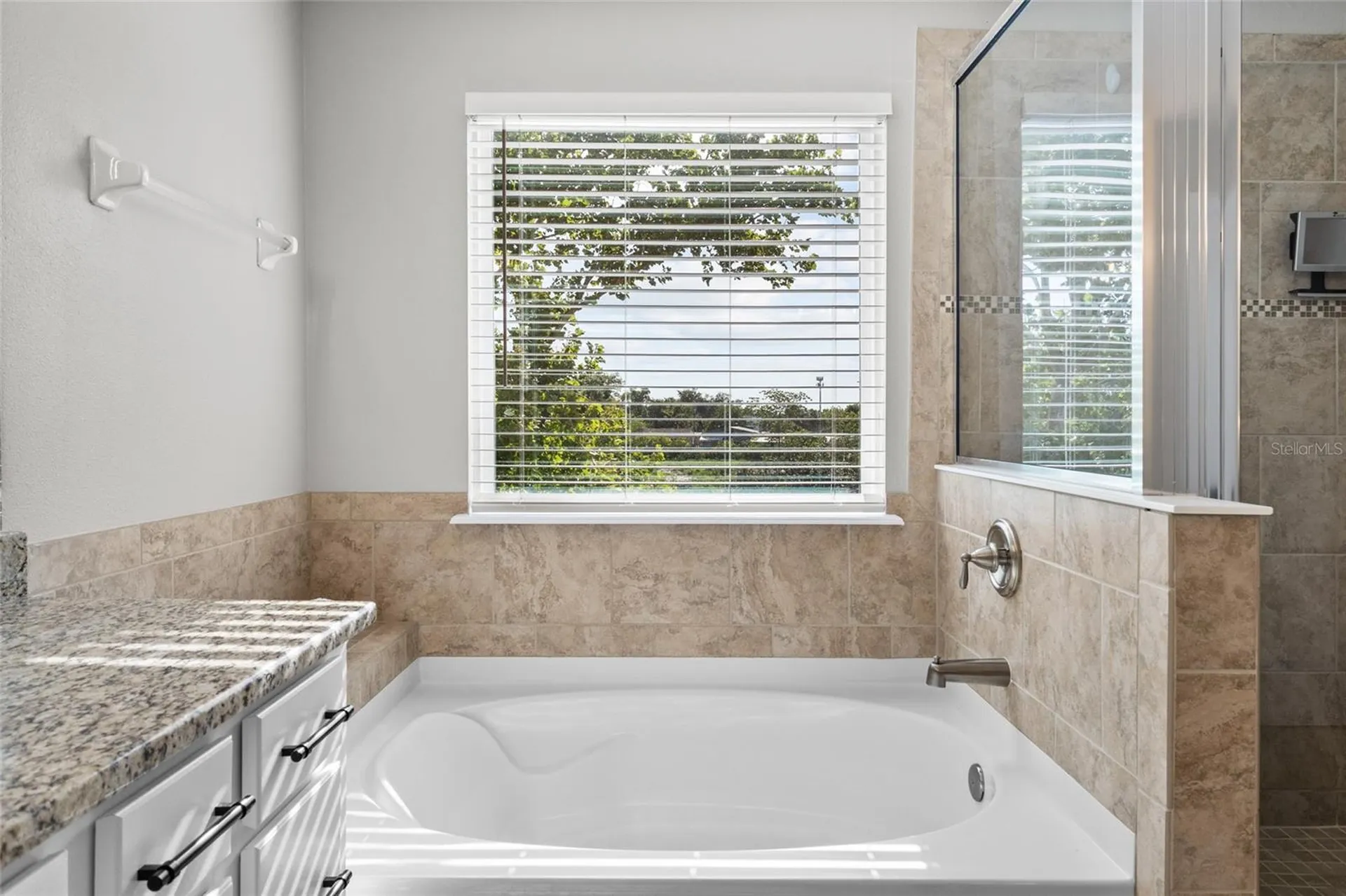 6116 35th Court E Bradenton FL 34203