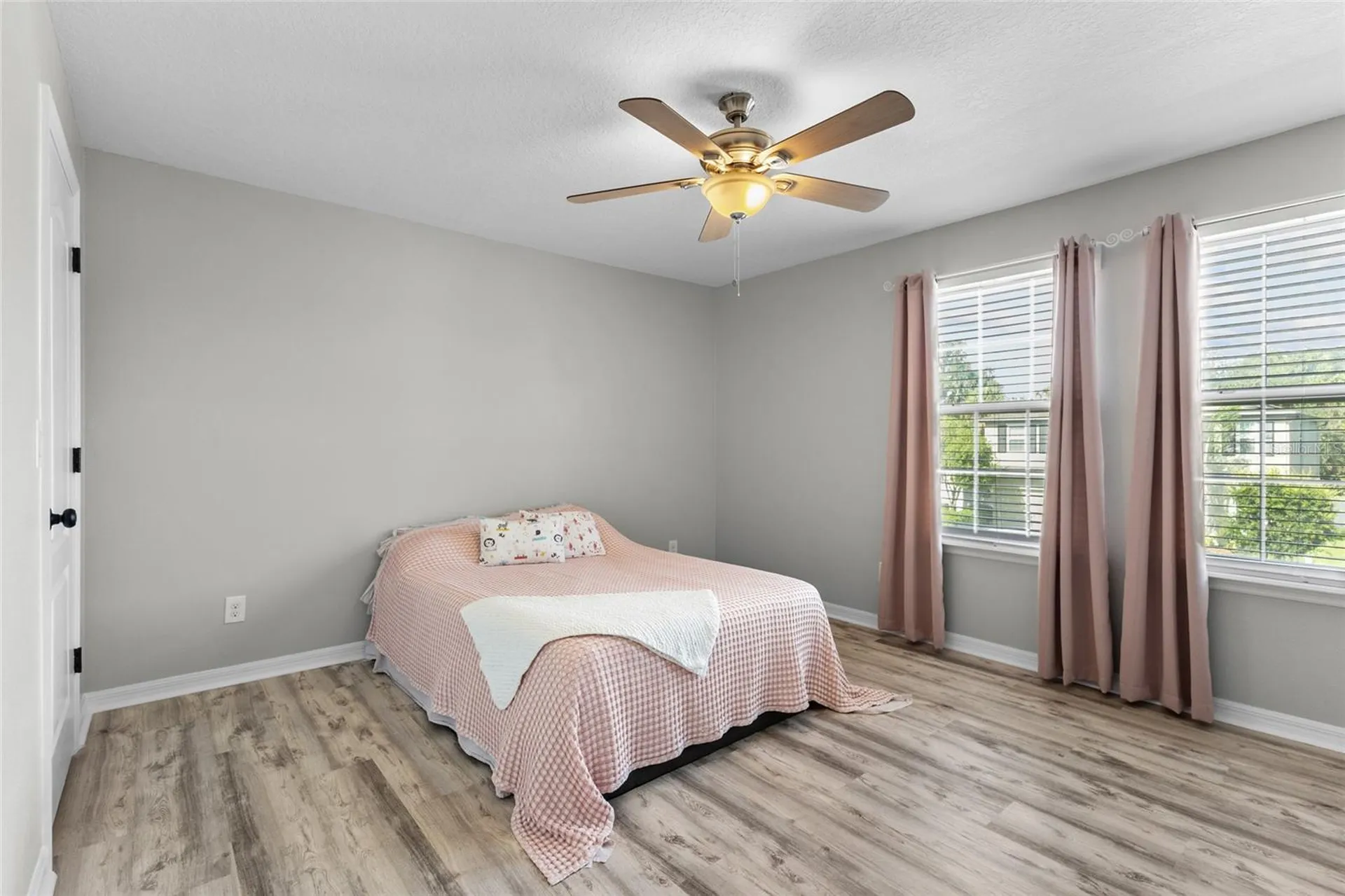 6116 35th Court E Bradenton FL 34203