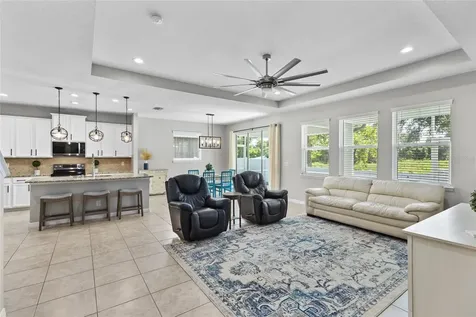6116 35th Court E Bradenton FL 34203