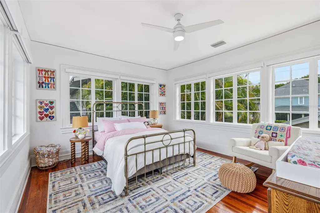 817 S Willow Avenue Tampa FL 33606