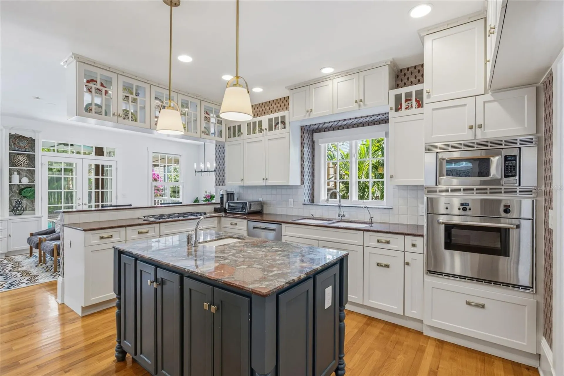 817 S Willow Avenue Tampa FL 33606