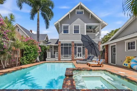 817 S Willow Avenue Tampa FL 33606