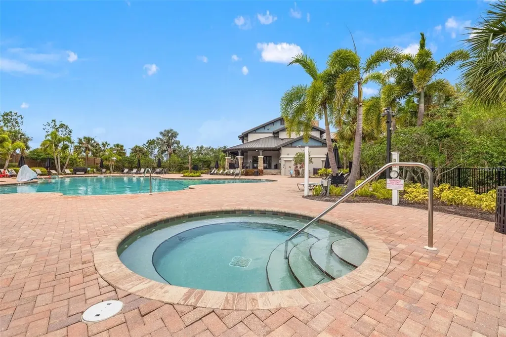 5719 Maidenstone Way Palmetto FL 34221