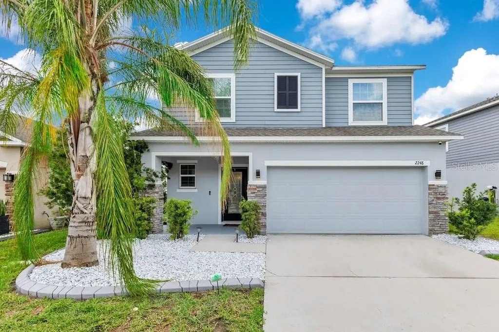 2248 Canyon Breeze Avenue Kissimmee FL 34746