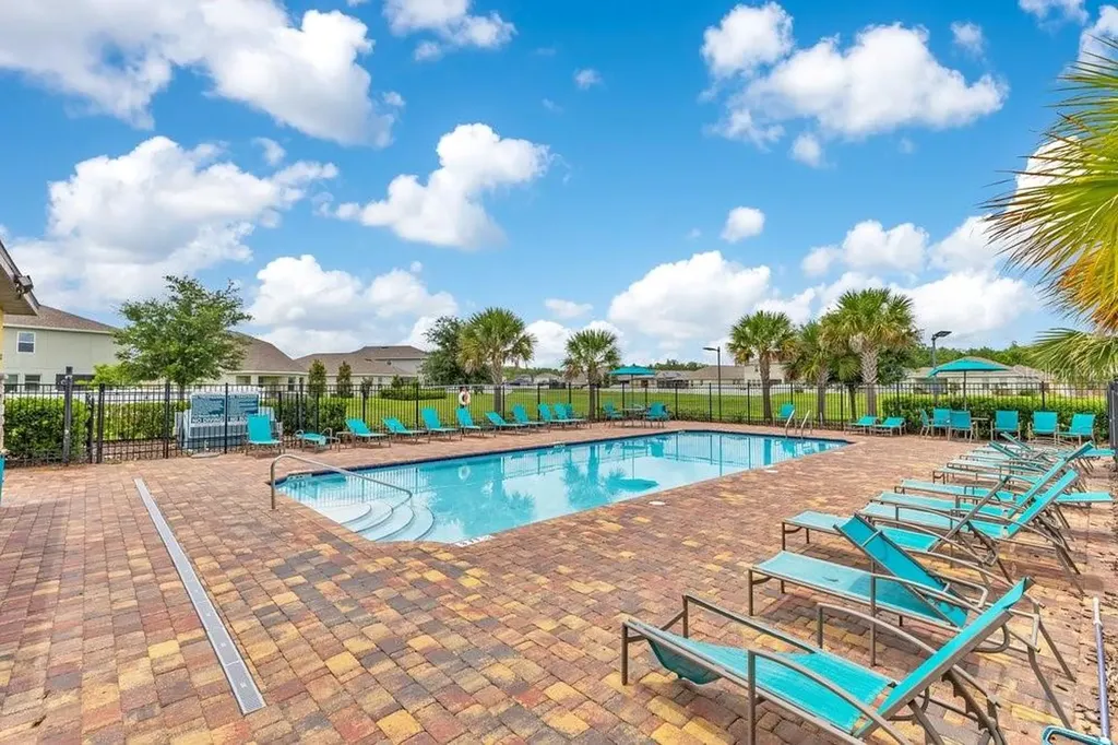2248 Canyon Breeze Avenue Kissimmee FL 34746