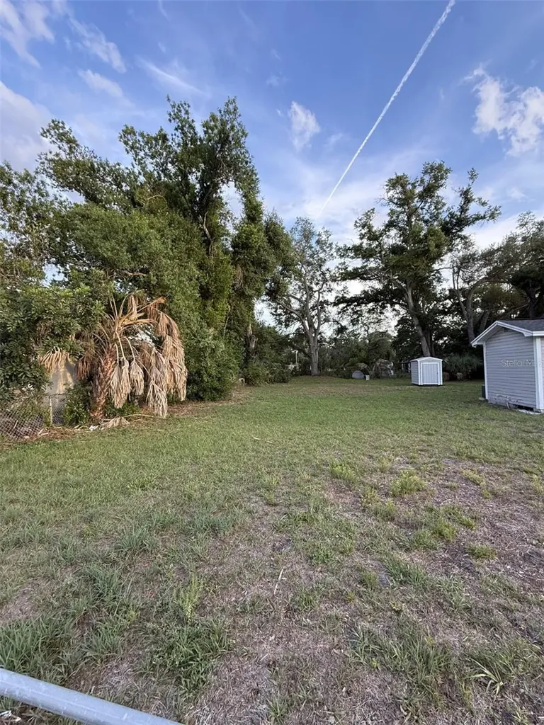1605 E 33rd Avenue Tampa FL 33610