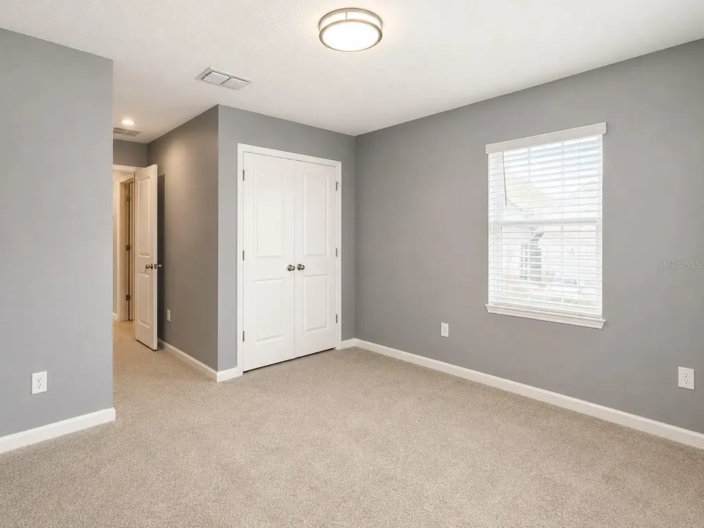 1043 Spring Palm Loop Orlando FL 32828