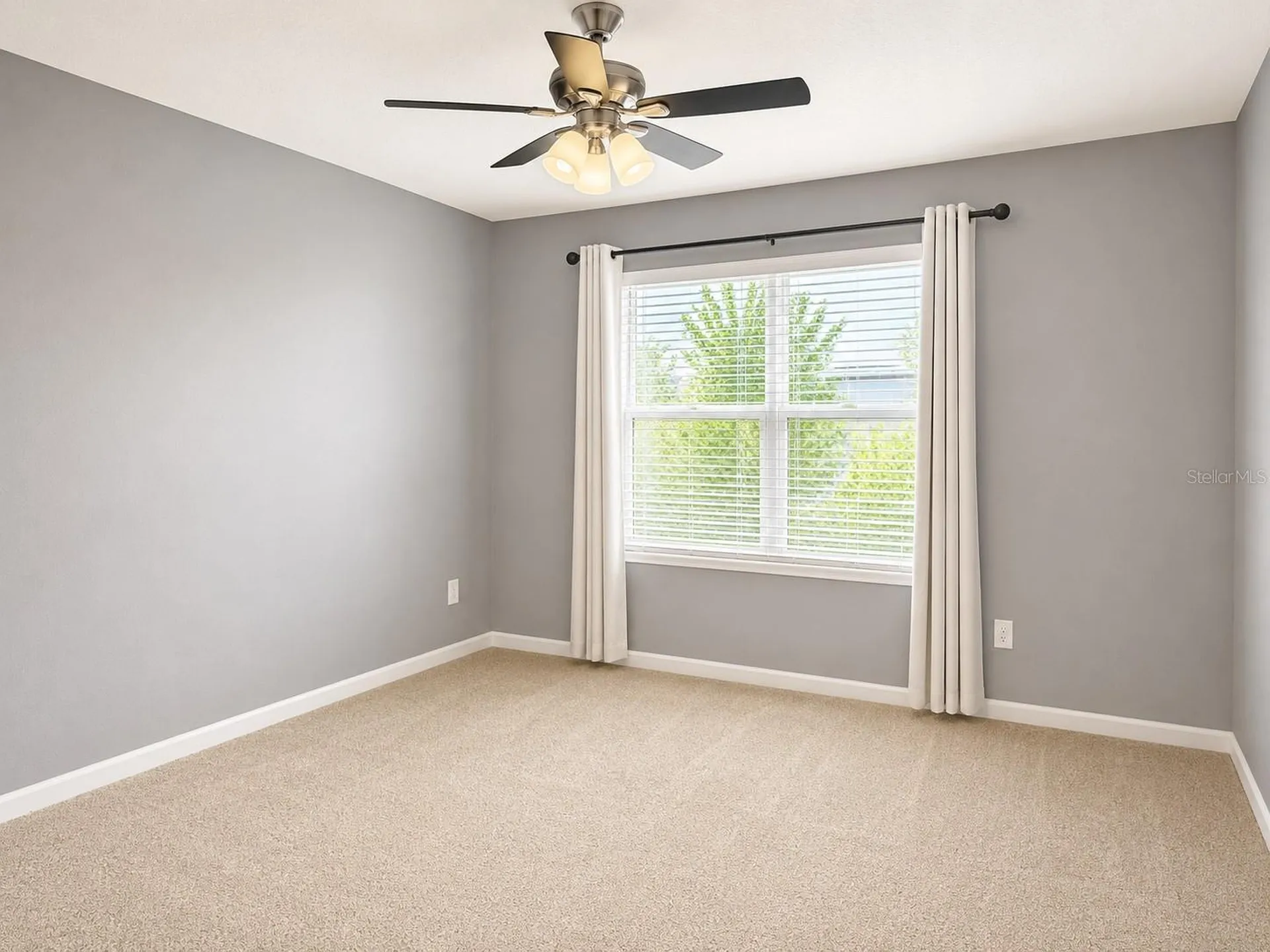 1043 Spring Palm Loop Orlando FL 32828