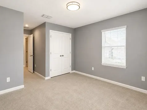 1043 Spring Palm Loop Orlando FL 32828