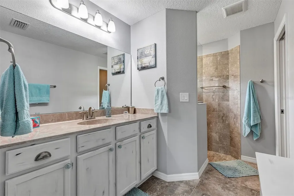 3798 Arlington Ridge Boulevard Leesburg FL 34748